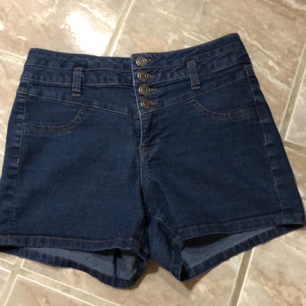 High waisted dark blue jean shorts